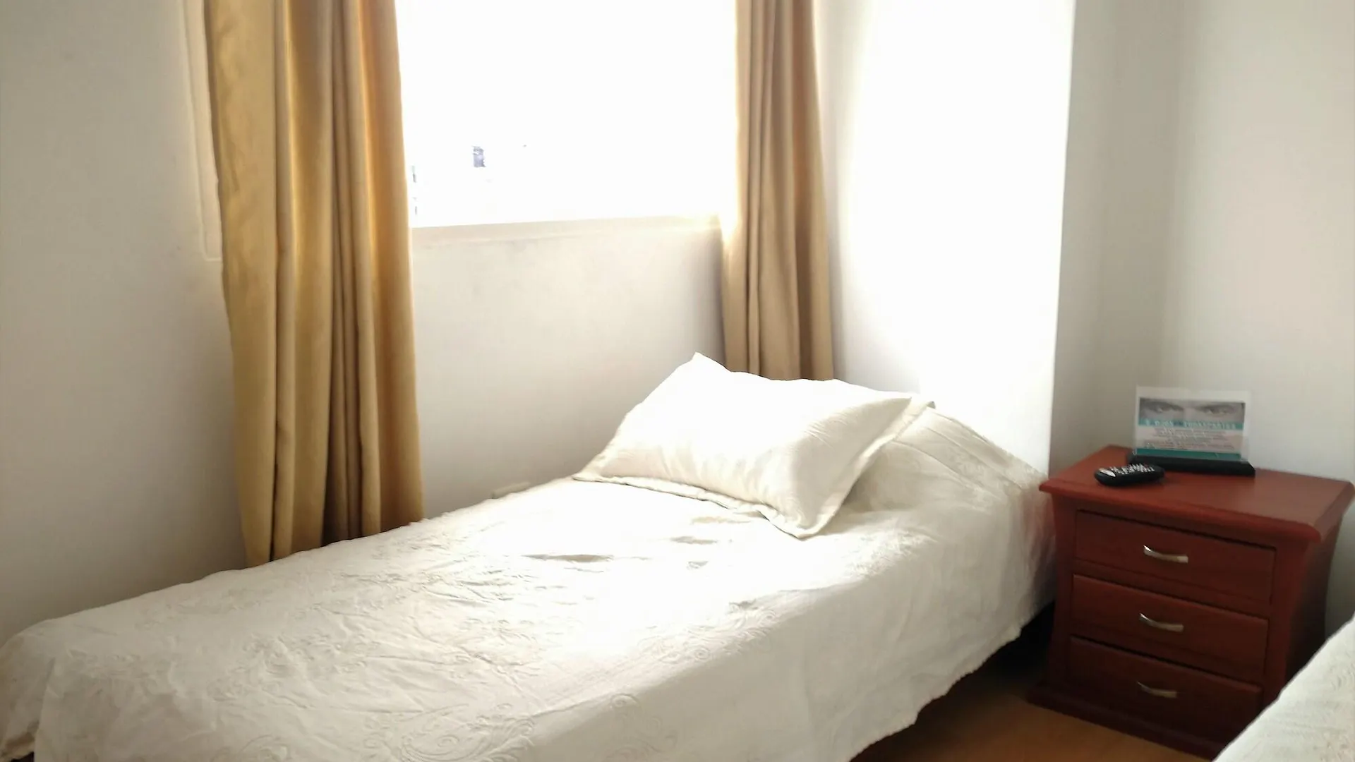 Hotel Alicante Bogotá 2*,
